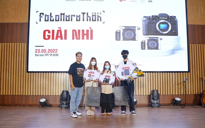 Hàng nghìn chiếc bánh mì Huynh Hoa được gửi đến thí sinh cuộc thi Fotomarathon 2022 Ảnh 2
