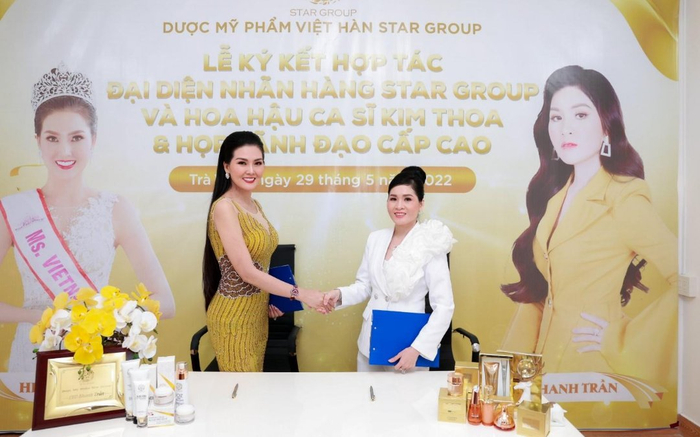 CEO Khanh Trần ký kết với Hoa hậu ca sĩ Kim Thoa làm đại diện thương hiệu Star Group Ảnh 2
