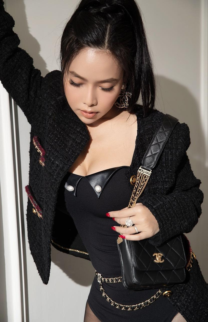 Mika Nguyen: Quý cô U40 vẫn đẹp xuất sắc, thần thái đẳng cấp khi diện những set đồ hiệu đắt tiền Ảnh 8