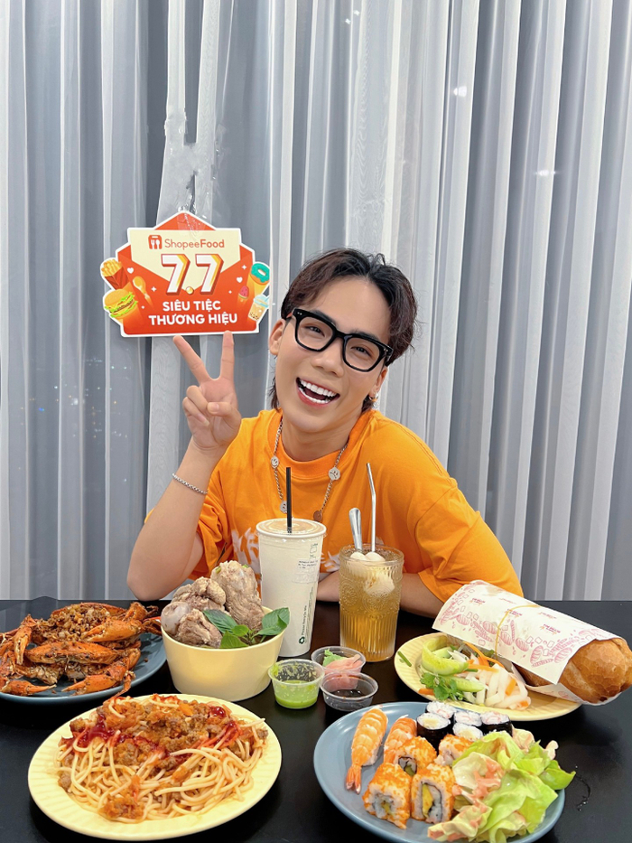 Tất cả chứng minh một điều rằng, hóa ra việc thưởng thức ẩm thực quốc tế lại dễ đến vậy chỉ qua vài thao tác đặt món ShopeeFood trên ứng dụng Shopee. 