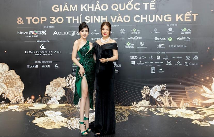 Nữ CEO xinh đẹp cảm thấy biết ơn vì luôn nhận được sự ủng hộ từ nhà sản xuất Trương Ngọc Ánh.