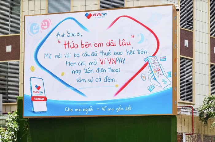 Không chỉ nạp tiền điện thoại, hàng loạt tính năng đặt vé xem phim, đặt hoa, đặt vé máy bay, đặt phòng khách sạn của ví VNPAY sẵn sàng gắn kết mọi cuộc tình. 