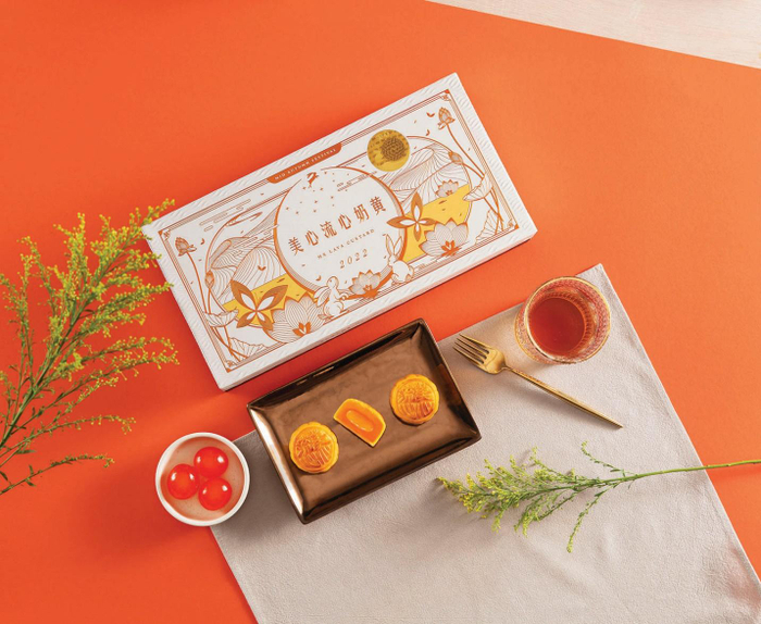 Bánh Trung Thu Lava Custard tinh tế từ thiết kế đến hương vị