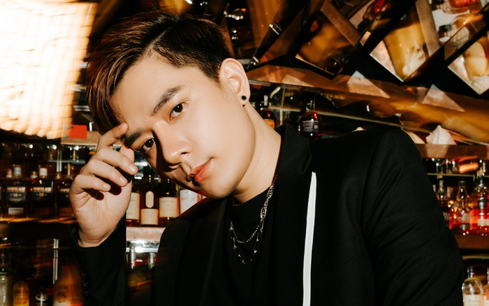 'Bản sao' Hoắc Kiến Hoa không thích đếm view bằng đọc comment khán giả Ảnh 2