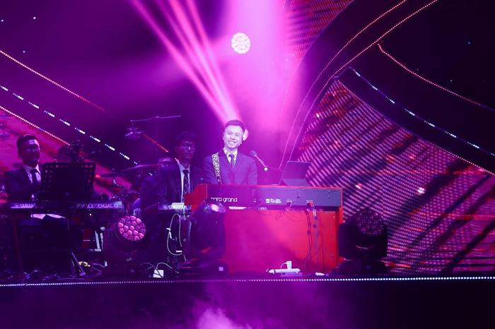 Đoàn Thúy Phương: 'Live concert Dáng em hòa quyện âm nhạc, thời trang' Ảnh 11