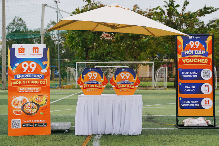 Khu vực trò chơi Hỏi Đáp - Nhận ngay voucher mang đến cho bạn voucher 30.000 đồng từ ShopeeFood, tha hồ đặt món trong dịp 9.9 Ngày Siêu Thương Hiệu này.