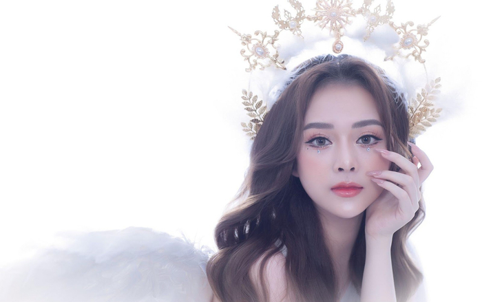 Nữ streamer khiến cộng đồng livestream dậy sóng với loạt thành tích khủng chỉ sau 1 năm là ai? Ảnh 2