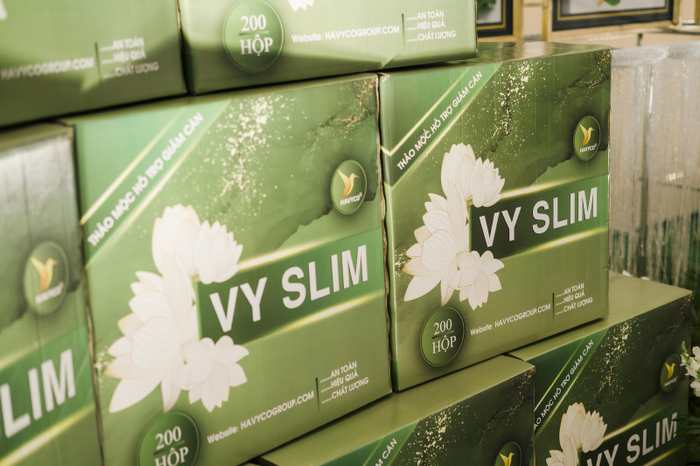 Láo Soái Nhi, Hoài Thu hội ngộ hot TikToker trong lễ ra mắt sản phẩm của Havyco Group Ảnh 6