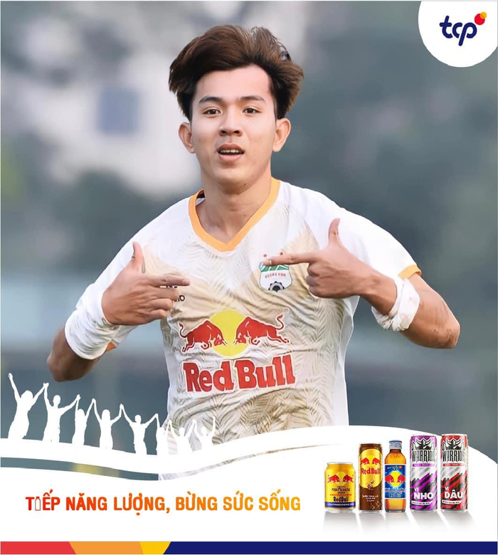 Đình Lâm cho biết “Để chinh phục đam mê, chúng ta sẽ cần rất nhiều thứ, nhưng năng lượng sẽ là chìa khóa để mình bền bỉ hơn.”