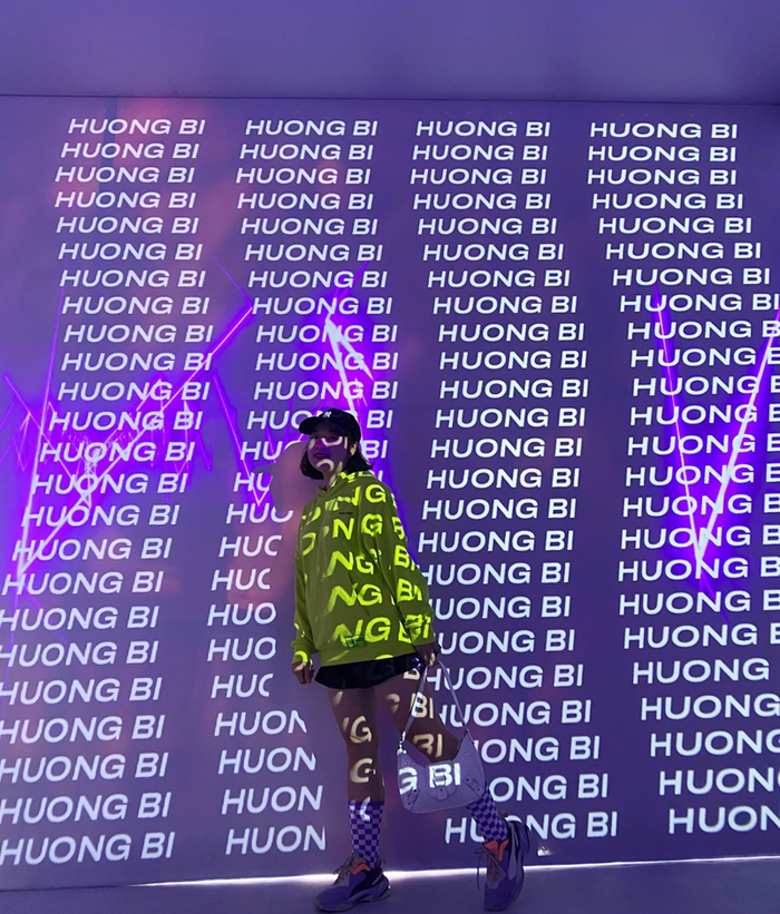 Khách hàng có thể dùng Nickname hay bất cứ cái tên nào mình muốn làm số tài khoản để giao dịch chuyển/nhận tiền. Tại Trạm Nickname của TPBank thì bạn còn được chụp hình với số tài khoản mới này của mình thật độc lạ nữa.