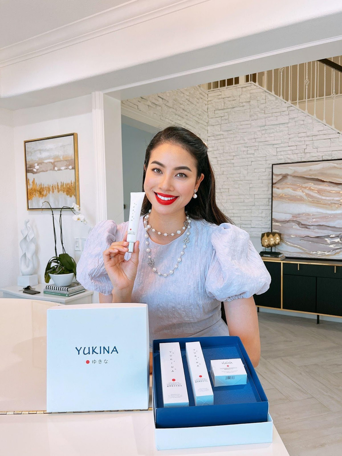 Phạm Hương tin tưởng lựa chọn Yukina cùng đồng hành trong quá trình phục hồi da sau sinh