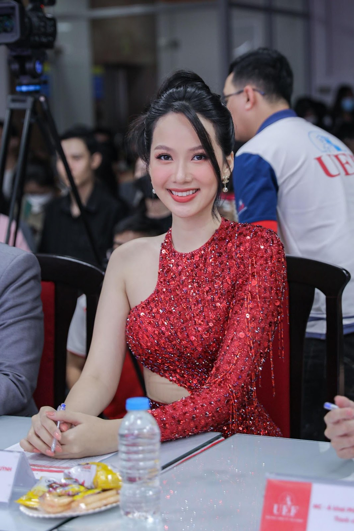 Top 5 Hoa hậu Việt Nam 2020 - Phạm Thị Phương Quỳnh