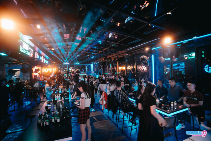 Thiết kế độc đáo làm nên vị thế top 1 của Double 9 gastropub Ảnh 1