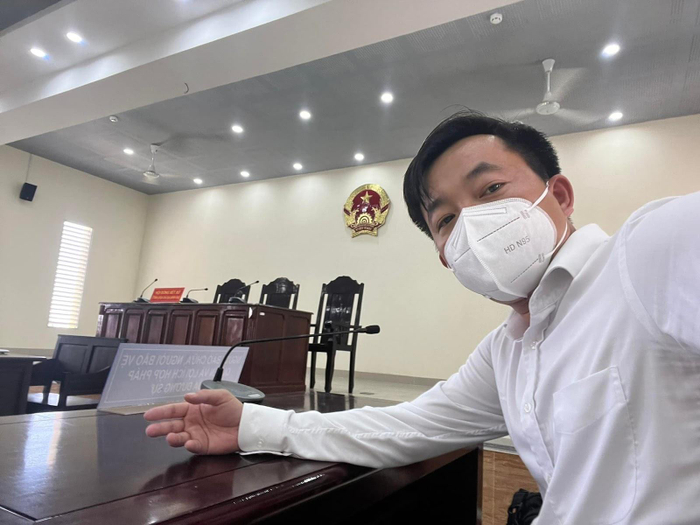 Nam luật sư luôn tuân thủ một số nguyên tắc khi làm nghề