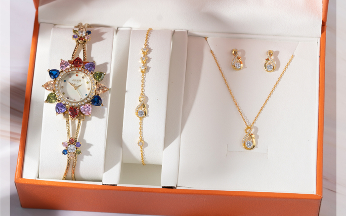 Những set quà tặng được săn đón dịp lễ tại Fancy Time Ảnh 2