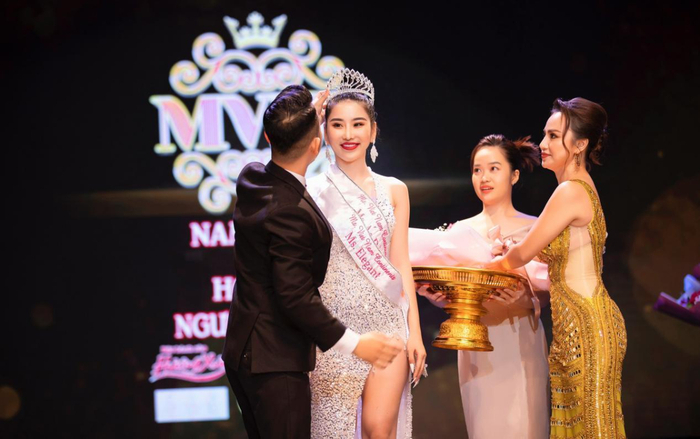 Trịnh Thanh Hồng bất ngờ đoạt danh hiệu Hoa hậu thế giới Người Việt Ảnh 2