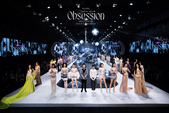 Show diễn với sự góp mặt của những người mẫu hàng đầu, đình đám