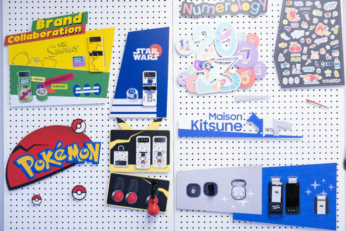 Là Samfans thì khó lòng bỏ qua khu vực trưng bày và trải nghiệm trang trí phụ kiện công nghệ.