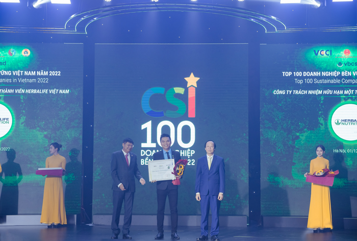Herbalife Việt Nam được vinh danh top 100 doanh nghiệp bền vững tại Việt Nam 2022 theo đánh giá của Liên đoàn Thương Mại và Công Nghiệp Việt Nam (VCCI)