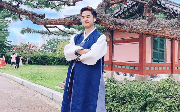 Hot Tiktoker Tùng Nguyễn - Người đứng sau hàng loạt video cười ra nước mắt Ảnh 2