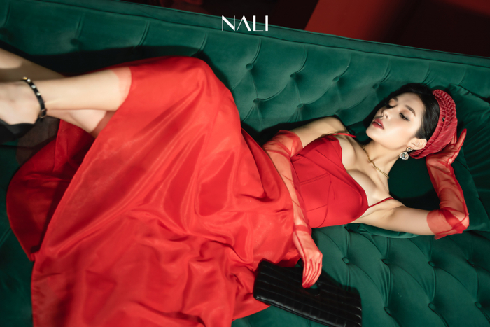 NTK Linh Linh Nguyễn tiếp tục gây chú ý với BST mới cực đẹp Ảnh 6