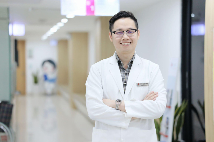 Bác sĩ Trần Đức Cung - Người đứng sau những chuyện 'khó nói' của chị em phụ nữ Ảnh 4