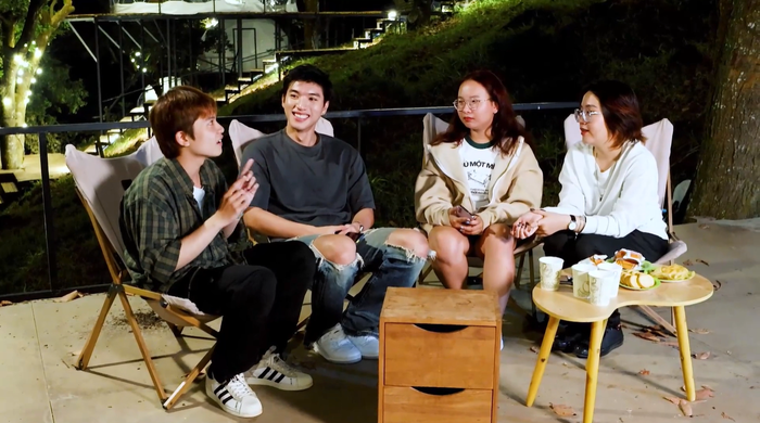 HIEUTHUHAI công khai “người ấy” hẹn hò trên livestream