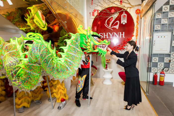 Hoạt động bắt lộc trong sự kiện Shynh House Center khai xuân