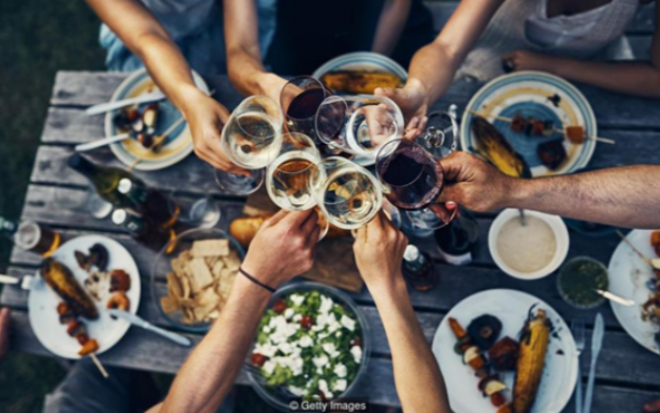 Muôn kiểu đón Valentine của hội độc thân Gen-Z Ảnh 2