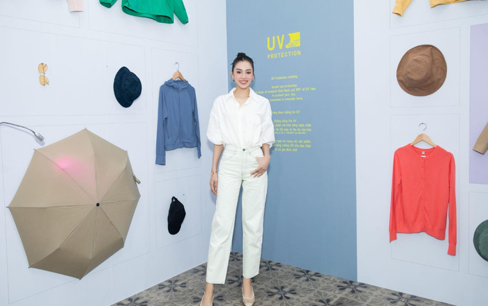 Dàn sao Việt khám phá triển lãm nghệ thuật của UNIQLO: Hoa hậu Tiểu Vy rạng ngời khoe sắc cùng Diễm My 9X Ảnh 2
