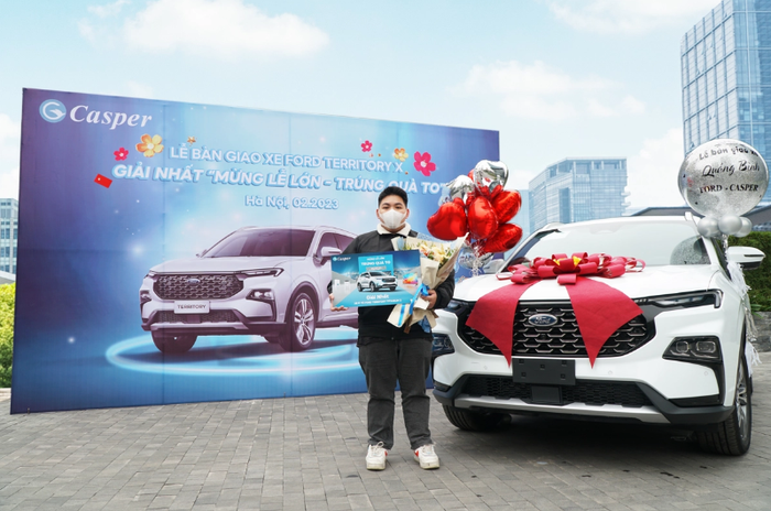 Chàng trai sinh năm 2003 mua TV biếu ông bà dịp Tết, bất ngờ được trúng thưởng xế sang Ảnh 2