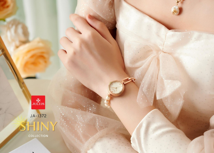 Dây ngọc trai thiên nhiên kết cùng dây mắt xích độc đáo