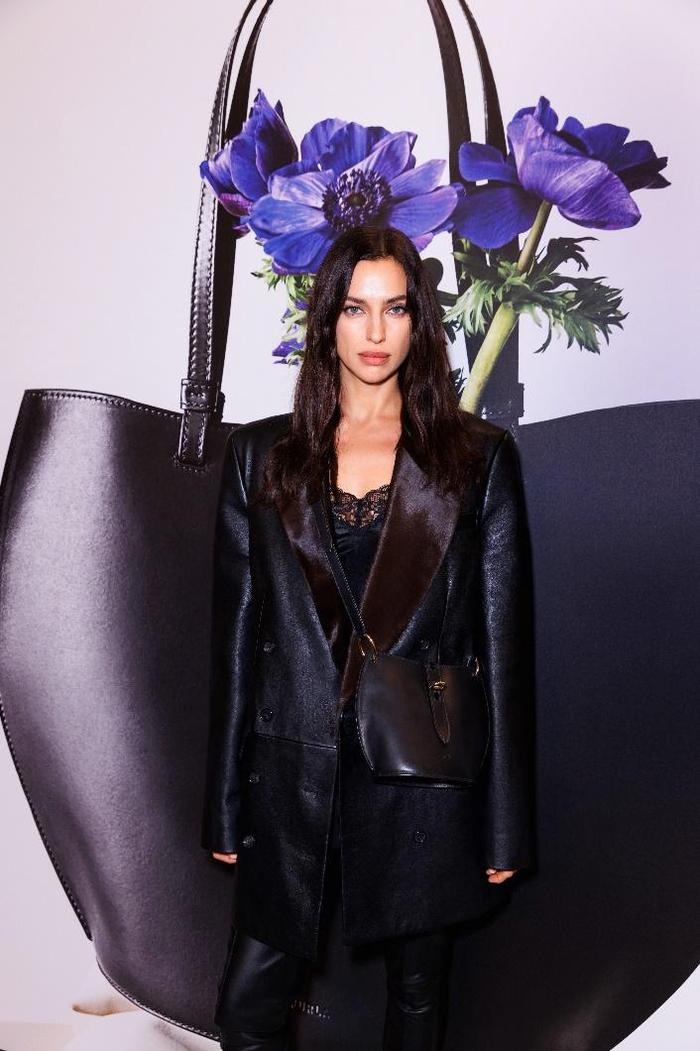 Irina Shayk tỏa sáng tại tuần lễ thời trang Milan Fashion Week 2023 Ảnh 1