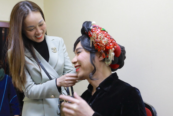 Ngọc Hà - Công Lý tươi cười hạnh phúc trong hậu trường Táo quân 2023 năm nay