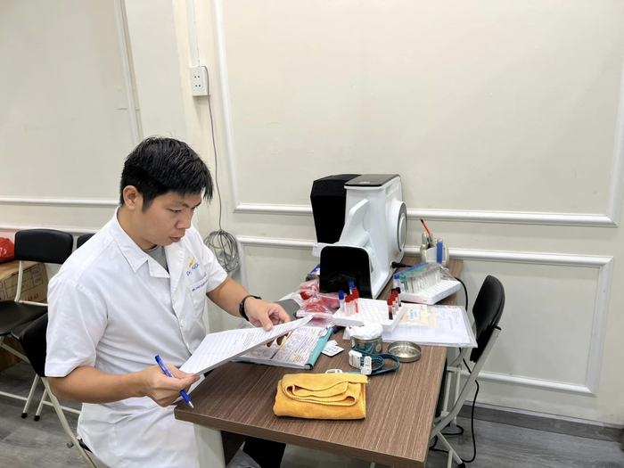 Bác sĩ Cao Xuân Ngọc thu hút nhiều sự quan tâm từ các tín đồ làm đẹp trên Tiktok Ảnh 2