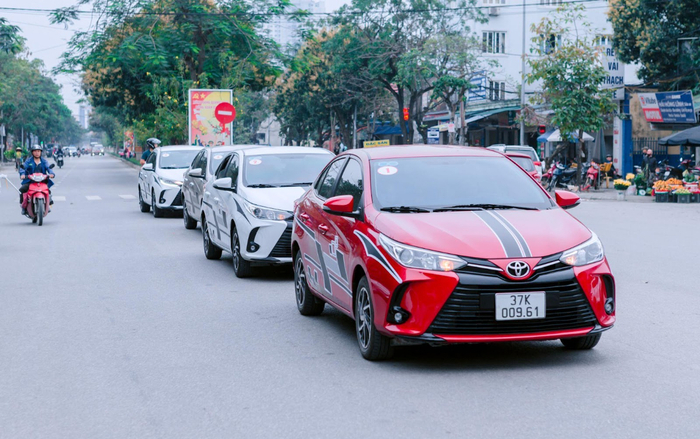 Dàn xe Toyota Vios thiết kế độc lạ diễu hành tại Nghệ An, Đồng Nai, Bình Dương Ảnh 2
