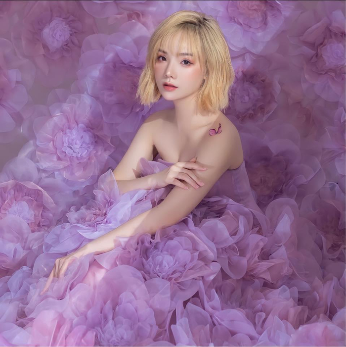 Cô nàng sở hữu sắc vóc ấn tượng 