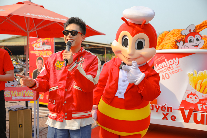 Bật mí điểm đến tiếp theo của Chuyến Xe Vui Vẻ Jollibee Ảnh 2