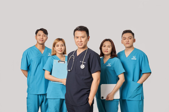 Bác sĩ Bùi Hải Nguyên cùng ekip luôn trăn trở ước mơ kiến tạo vẻ đẹp tự nhiên cho mọi người