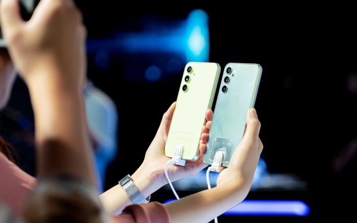 Giới trẻ sống trọn 2 thế giới với Samsung Galaxy A series thế hệ mới Ảnh 2