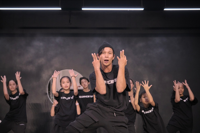  Founder MQ Dance Team - “cha đẻ” của những bài biên đạo độc đáo
