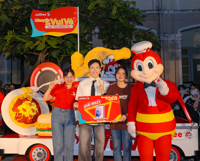 Chuyến Xe Vui Vẻ Jollibee khuấy đảo Đà Nẵng sắp lăn bánh đến Hải Phòng Ảnh 1