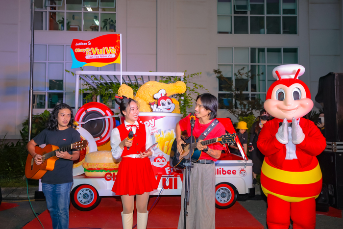 Chuyến Xe Vui Vẻ Jollibee khuấy đảo Đà Nẵng sắp lăn bánh đến Hải Phòng Ảnh 4