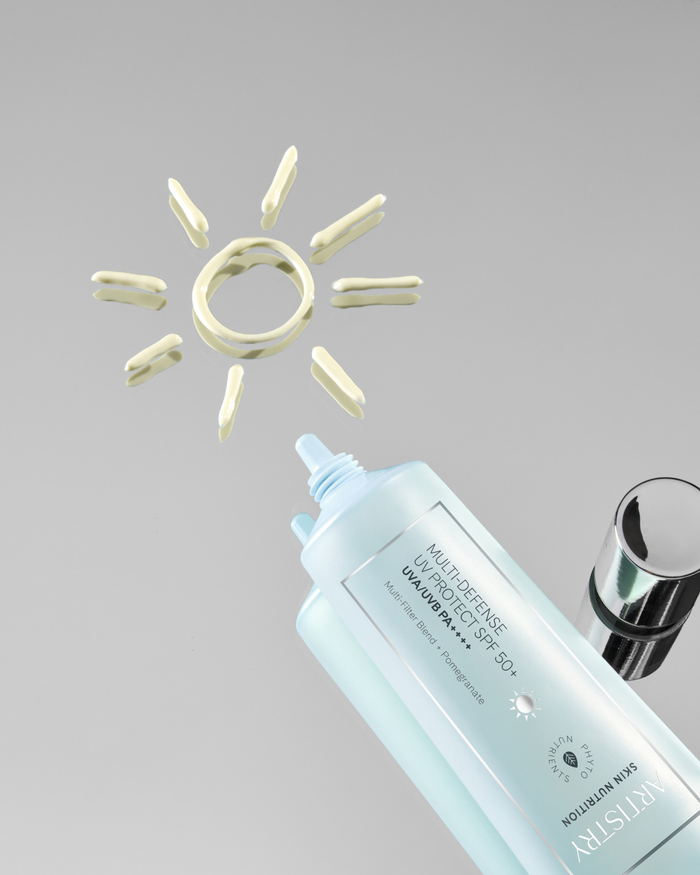 Kem chống nắng Artistry Skin Nutrition Multi-Defense Protect UV SPF 50 PA trang bị một “tấm khiên' chống nắng mạnh mẽ, giúp da được bảo vệ toàn diện