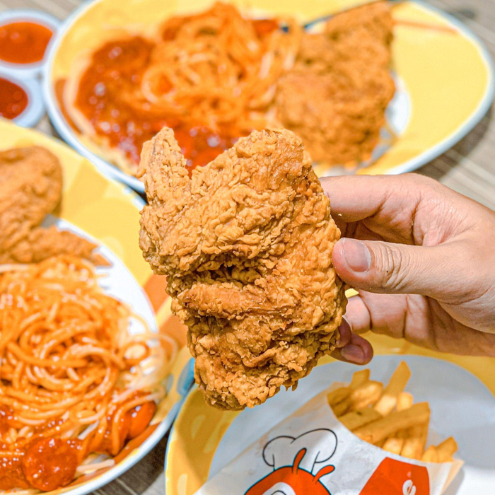 Gà Giòn Vui Vẻ cũng “chiếm sóng” tại nhiều quốc gia trên thế giới