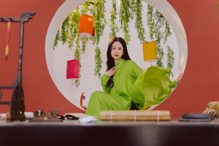 Nữ sinh đa tài ĐH FPT: Hạnh phúc với đủ trải nghiệm producer phim ngắn, ca hát, người mẫu Ảnh 4