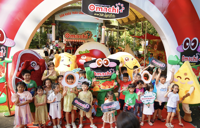 Biệt đội Omachi Spaghetti bất ngờ đổ bộ, “gây náo loạn' Thảo Cầm Viên dịp cuối tuần.