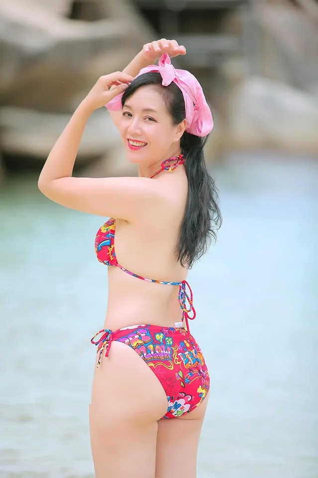nsut-chieu-xuan-dien-bikini-khoe-body-o-tuoi-52-1.jpg