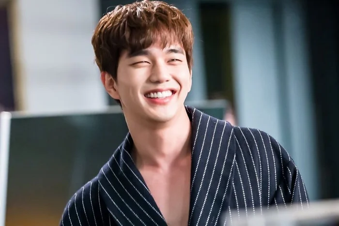 Top 15 nam diễn viên Hàn đẹp trai nhất do fan bỏ phiếu 7 Top 15 nam diễn viên Hàn đẹp trai nhất do fan bỏ phiếu