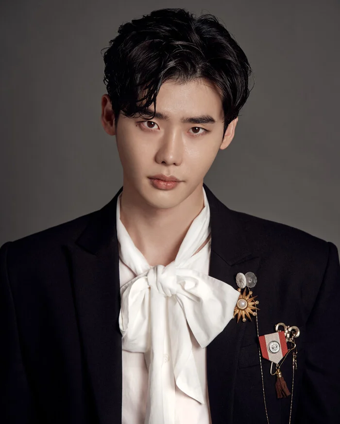 Top 15 nam diễn viên Hàn đẹp trai nhất do fan bỏ phiếu 10 Top 15 nam diễn viên Hàn đẹp trai nhất do fan bỏ phiếu
